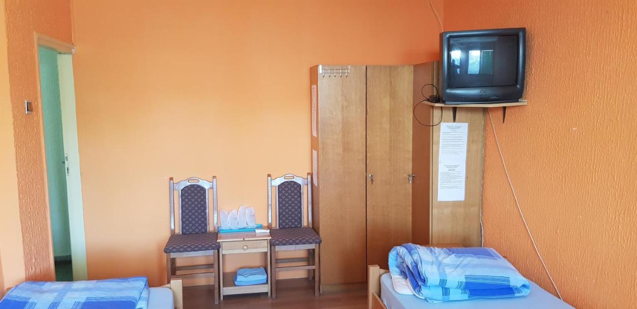 Hostel Av Palanka ภายนอก รูปภาพ